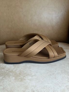 Jeffrey Campbell Sun Sation Slip-On Wedge Sandals Brown 9.5 Designer Casual NWOB